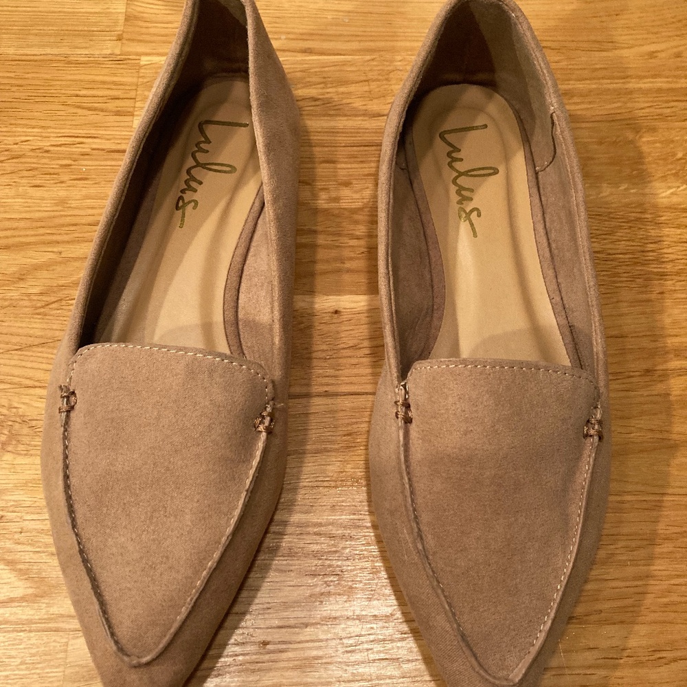 Lulu's Emmy Faux Suede Loafers Pointed Toe Tan Camel Size 6